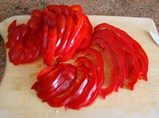 chop the bell pepper into strips