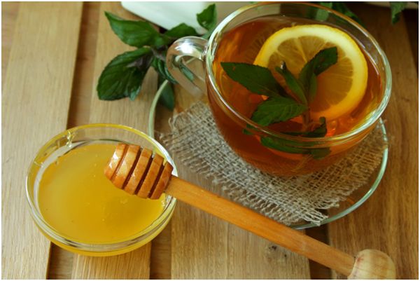 mint tea with honey
