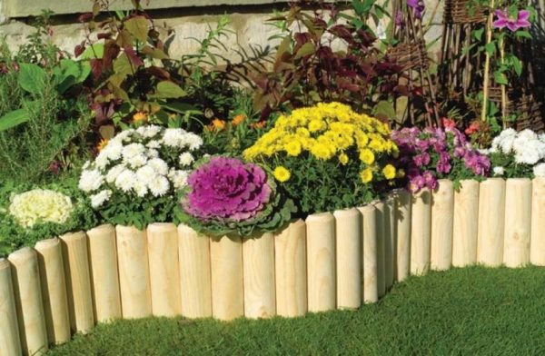 Декоративни огради за цветни лехи