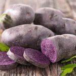 свойства на лилав картоф