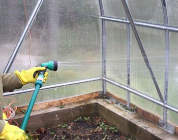 Příprava skleníku na jarní výsadbu