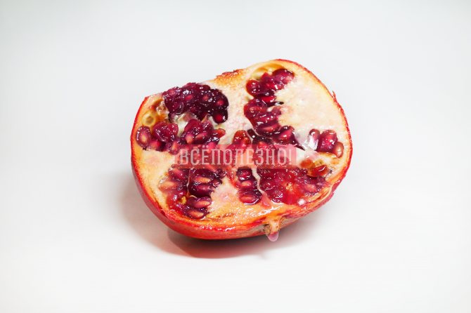 Manfaat kesihatan dan kemudaratan buah delima