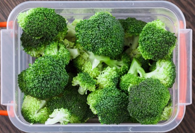 Menyimpan brokoli