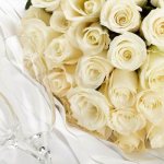 dlaczego dają białe róże