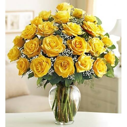 Why are yellow roses presented and what do these flowers symbolize?