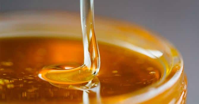 Как да различим истинския мед от фалшив мед