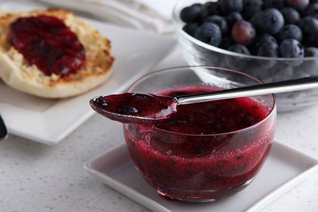 how to cook mashed blueberries with sugar