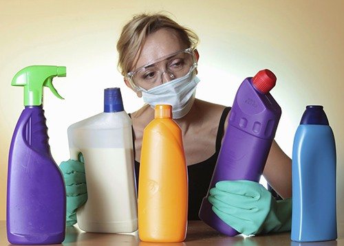 Cum se curăță un apartament după dezinfectarea de ploșnițe