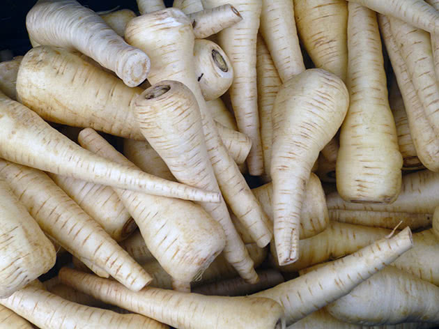 How to care for parsnips
