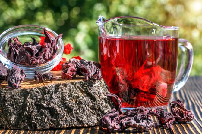 hibiscus tea what is it made of