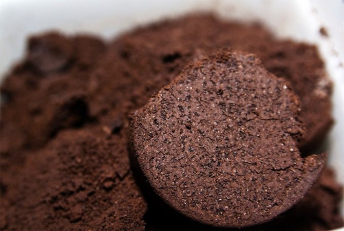 Отпадъци от кафе за подобряване на субстрата
