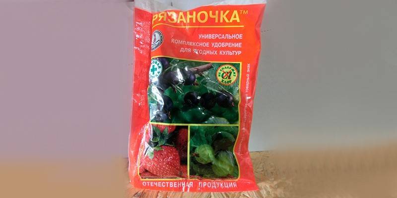 Komplexní hnojivo Ryazanochka