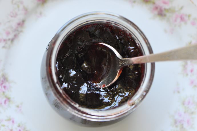 The best option for canning isabella for the winter is considered to be making jam from it.