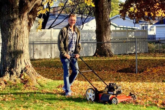 Preparing the garden for winter - a set of activities in the fall