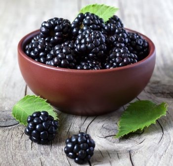 The benefits of blackberries for men, women and children