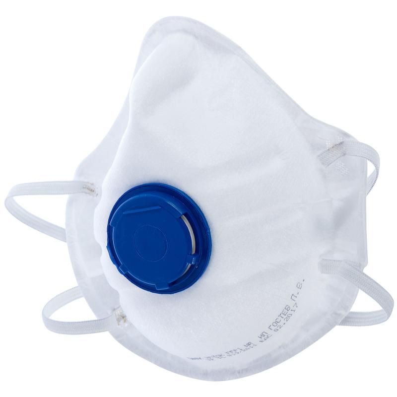 Ang pinakasimpleng respirator na may isang filter ng papel ay pipigilan ang magsasaka na mahawahan mula sa nakolekta na pataba