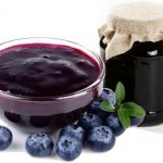 Kekosongan blueberry sederhana untuk musim sejuk