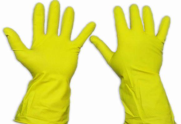 gumové rukavice pro práci s dusíkatými hnojivy