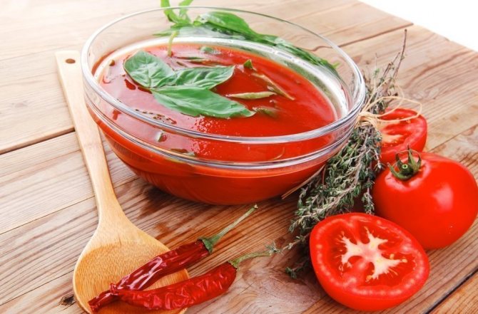 Чили доматена супа