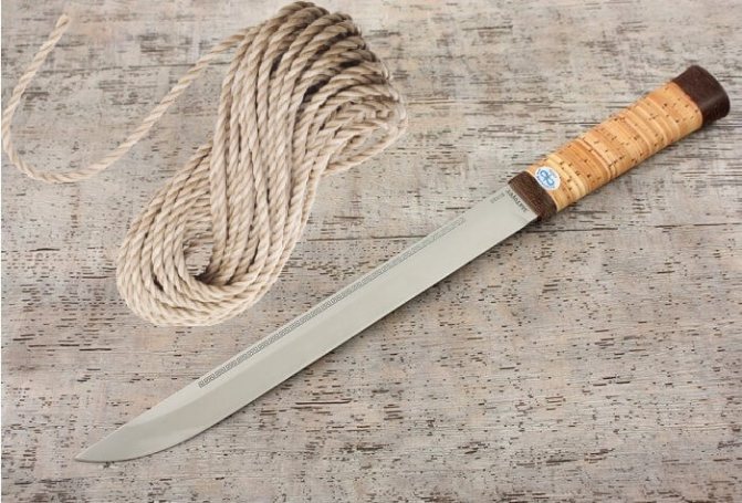 Въже и нож за клане на прасе