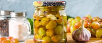 Pickled grapes for the winter