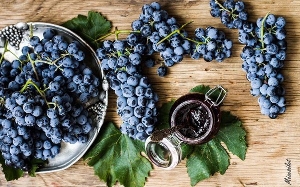 Homemade grape juice: simple recipes for the winter